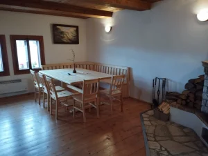 Spoločenská miestnosť, posedenie